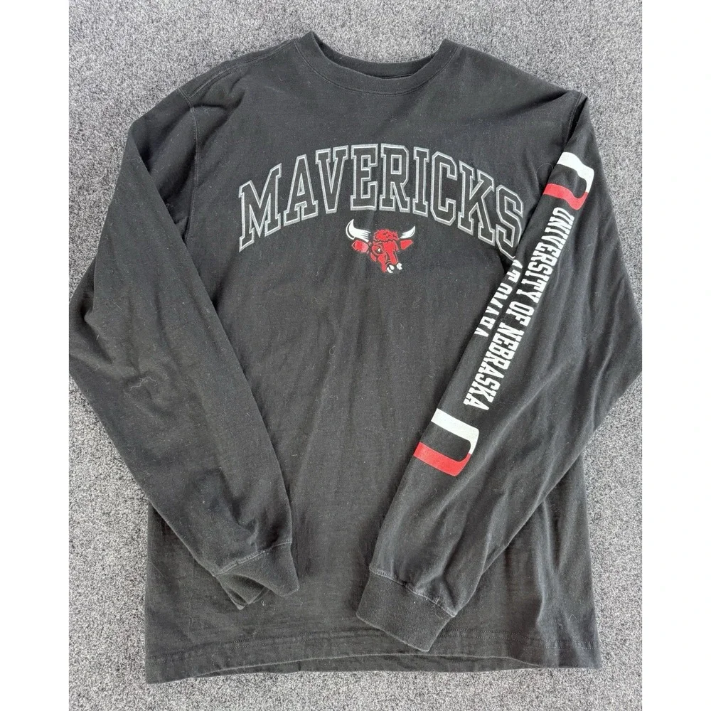 UNO Mavericks Long Sleeve T Shirt Jansport Black Mens Small Nebraska - Picture 2 of 7